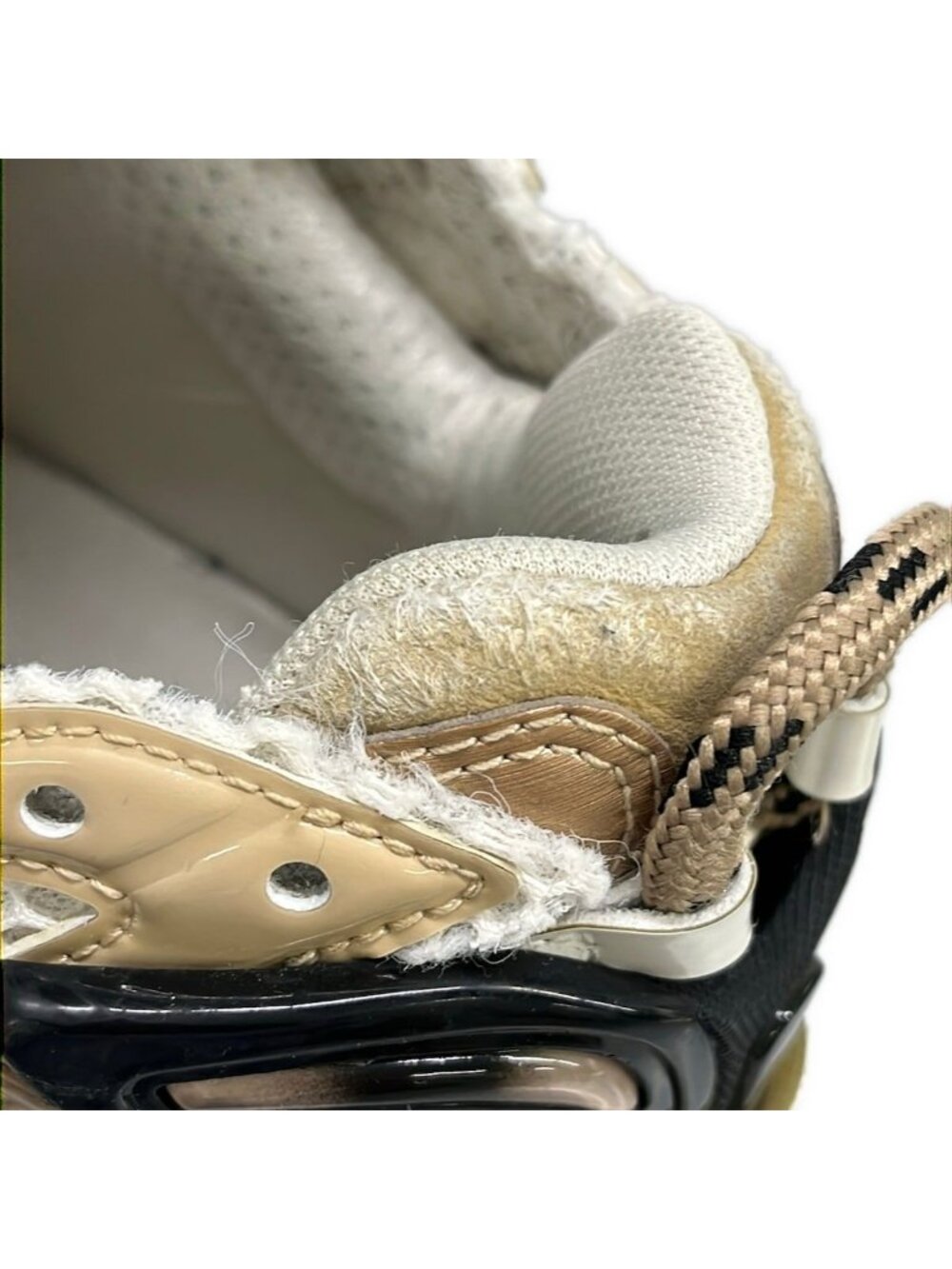 Balenciaga Sneakers Runner White Beige Black Distressed - Picture 11 of 12